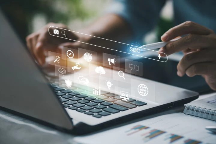 Recherche URI ordinateur SEO